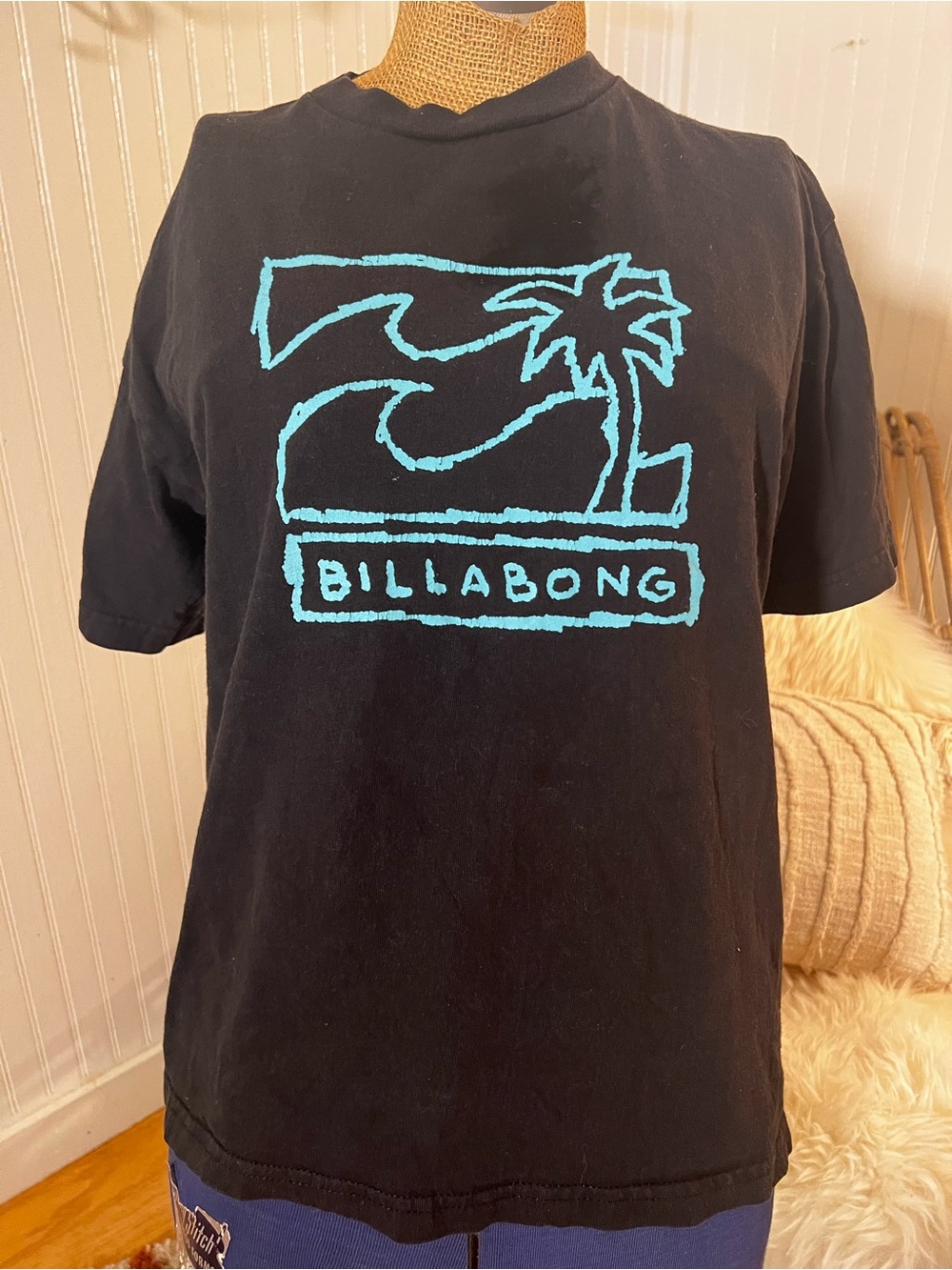 Billabong women’s Black T-Shirt with Teal Surf Logo